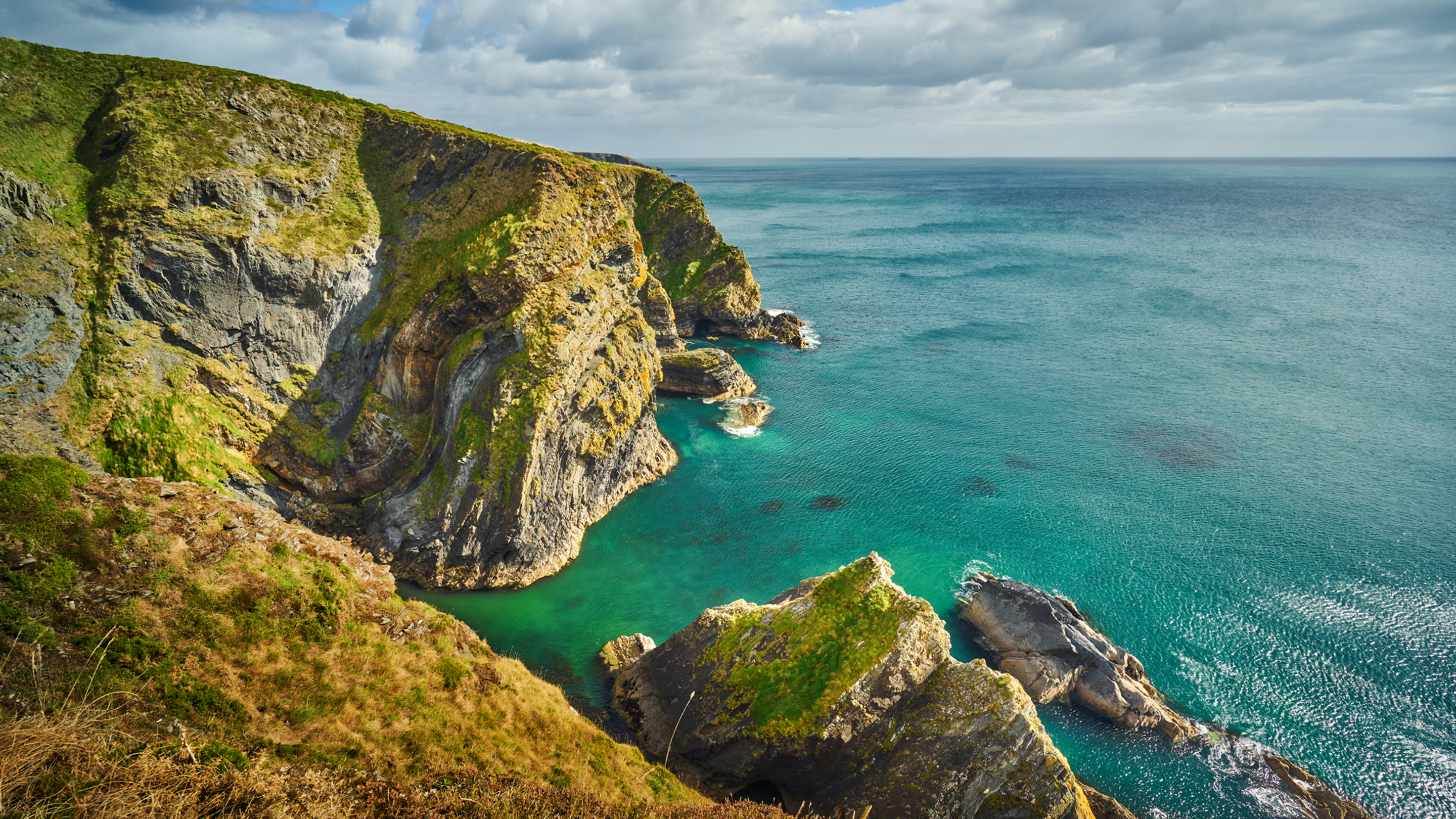 Naturskønt kystlandskab i Cork i Irland.