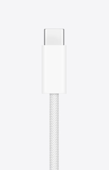 Близък план на USB-C кабел.